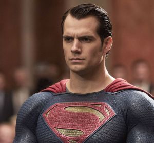 Henry Cavill como Superman Henry Cavill como Superman