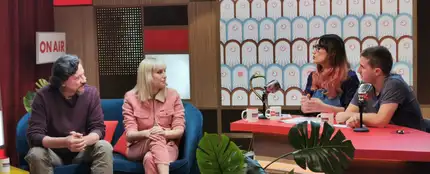Carlos Bardem y Natalia de Molina en 'yu, no te pierdas nada' Carlos Bardem y Natalia de Molina en 'yu, no te pierdas nada'