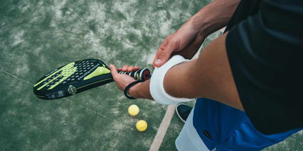 Una pala de padel