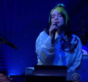 Alicia Keys y Billie Eilish interpretando 'ocean eyes' en directo Alicia Keys y Billie Eilish interpretando 'ocean eyes' en directo