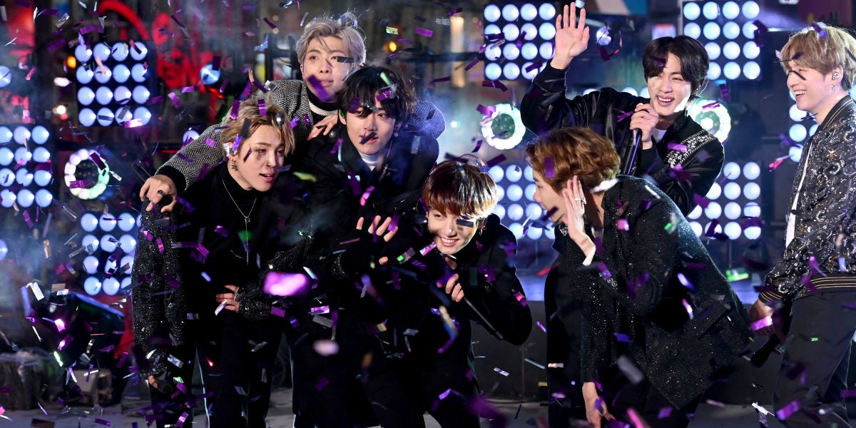 BTS actuando en Times Square