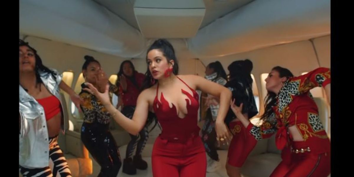Rosalía en el vídeo 'Con Altura'