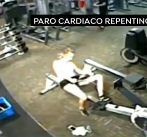 Una joven sufre un paro cardíaco mientras hacía ejercicio en el gimnasio Una joven sufre un paro cardíaco mientras hacía ejercicio en el gimnasio