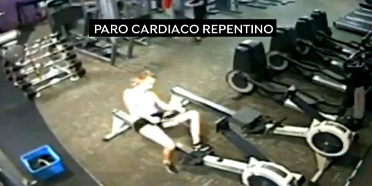 Una joven sufre un paro cardíaco mientras hacía ejercicio en el gimnasio