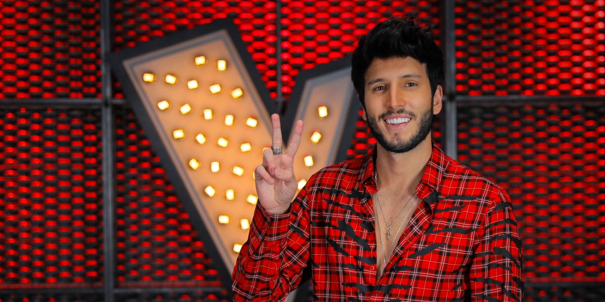 Sebastián Yatra, asesor de Pablo López
