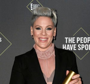 Pink en los People Choice Awards Pink en los People Choice Awards