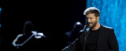 Pablo Alborán canta 'Sobreviviré' en la gala de los Goya 2020 Pablo Alborán canta 'Sobreviviré' en la gala de los Goya 2020