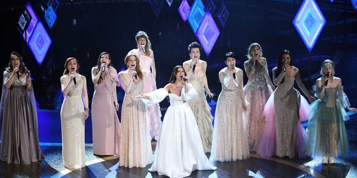 Gisela sobre el escenario de los Oscar