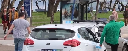 Secuencia de la pelea entre un taxista y un aficionado del Racing Secuencia de la pelea entre un taxista y un aficionado del Racing