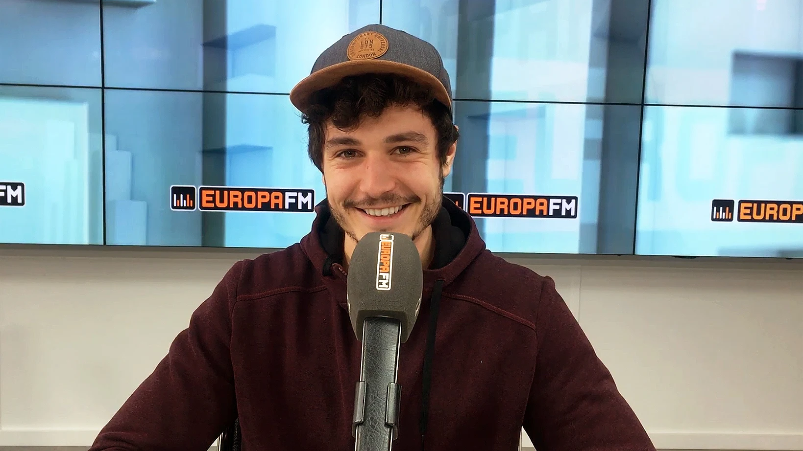 Miki N&uacute;&ntilde;ez en Europa FM
