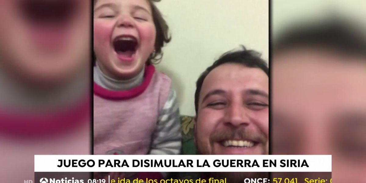(18-02-20) Un padre sirio simula que las bombas son un juego para evitar un trauma a su hija pequeña