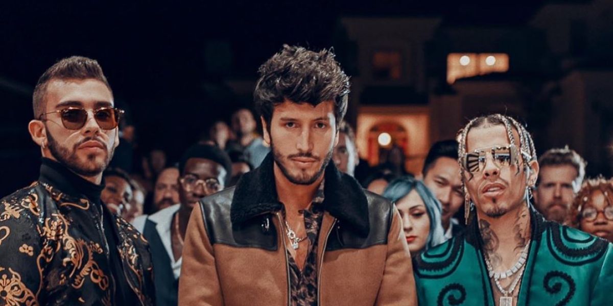 Manuel Turizo, Sebastián Yatra y Rauw Alejandro en el vídeo de 'TBT'