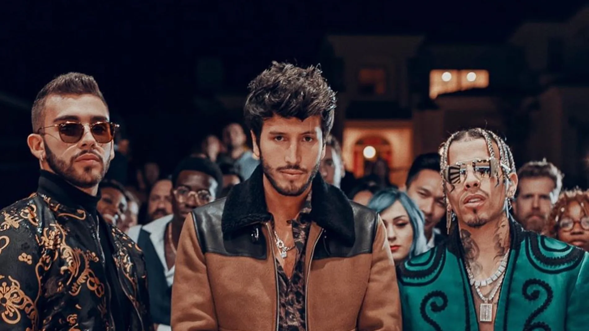 Manuel Turizo, Sebastián Yatra y Rauw Alejandro en el vídeo de 'TBT' Manuel Turizo, Sebastián Yatra y Rauw Alejandro en el vídeo de 'TBT'