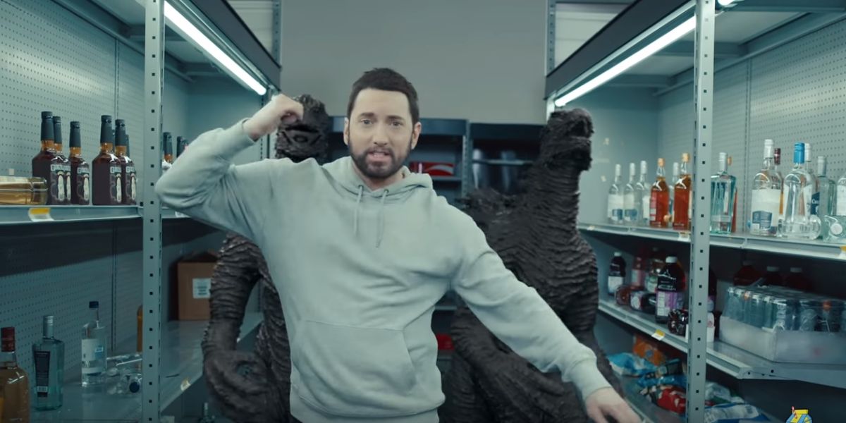 Eminem en el vídeo de Godzilla