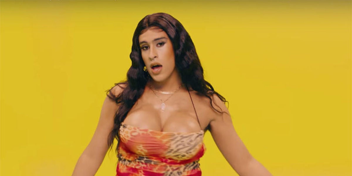 Bad Bunny en el vídeo de 'Yo Perreo Sola'