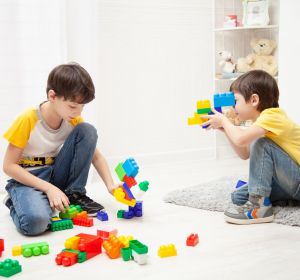 Niños jugando Niños jugando