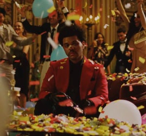 The Weeknd en el vídeo de 'Until I Bleed Out' The Weeknd en el vídeo de 'Until I Bleed Out'