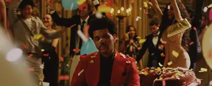 The Weeknd en el vídeo de 'Until I Bleed Out' The Weeknd en el vídeo de 'Until I Bleed Out'