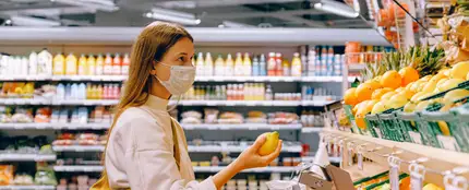Hacer la compra con mascarilla Hacer la compra con mascarilla