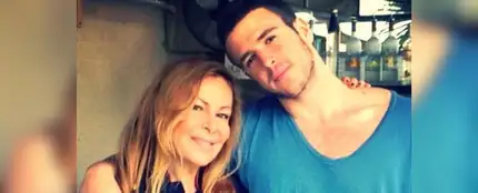Ana Obregón junto a su hijo Ana Obregón junto a su hijo