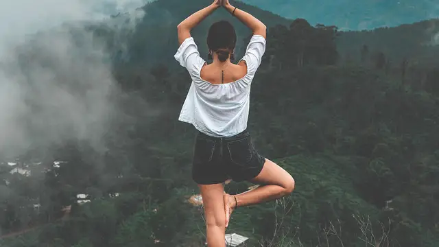 Haciendo Yoga