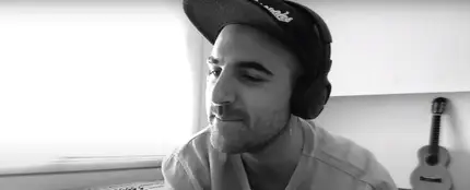 Nil Moliner en el vídeo de 'La Bestia' Nil Moliner en el vídeo de 'La Bestia'