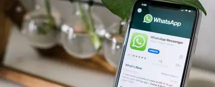WhatsApp WhatsApp