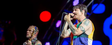 Red Hot Chili Peppers durante una actuación Red Hot Chili Peppers durante una actuación