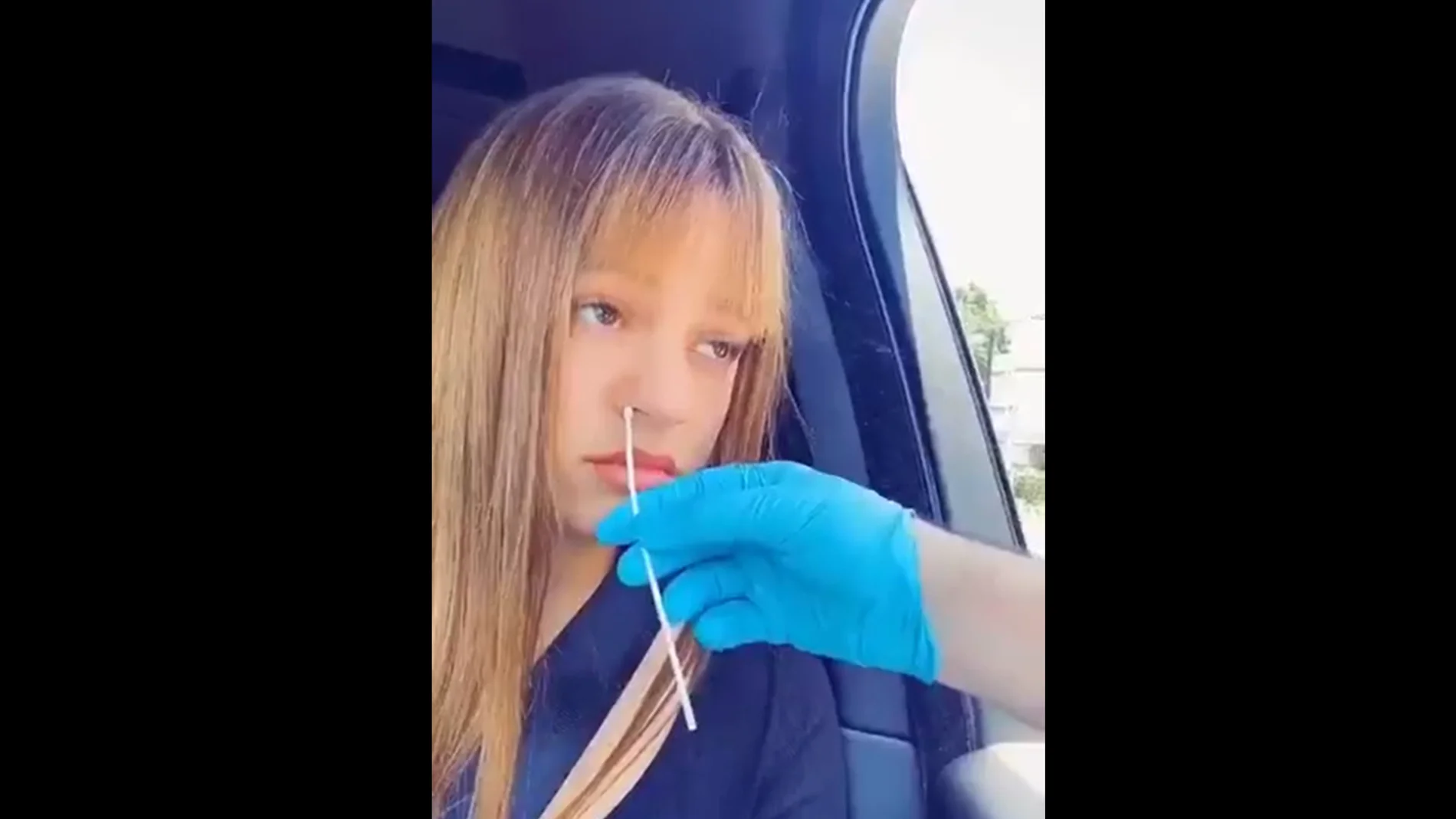 Un enfermero desmonta el test de coronavirus a Rosalía: "Cómo hacerse una PCR 'malamente'" Un enfermero desmonta el test de coronavirus a Rosalía: "Cómo hacerse una PCR 'malamente'"