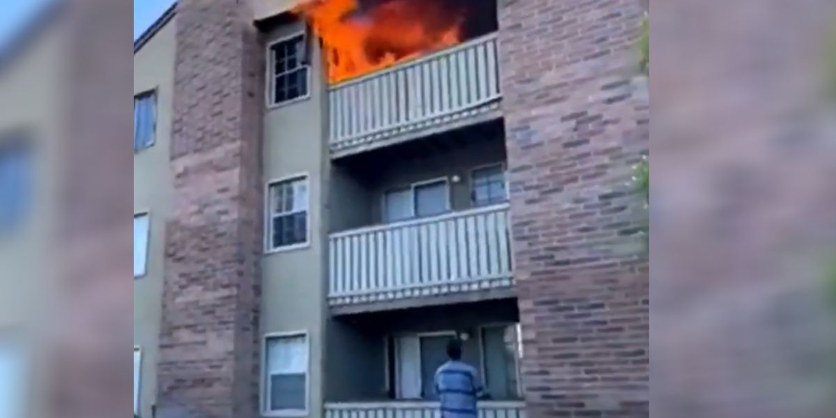 Imagen del incendio en el que el deportista salvó a un niño