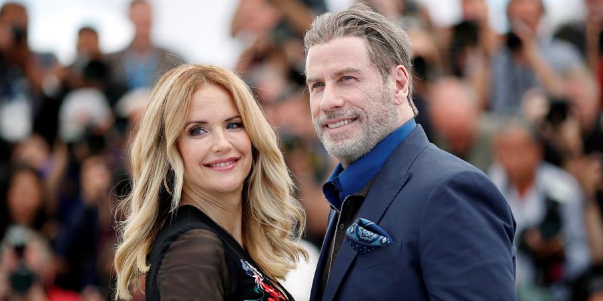 Kelly Preston junto a su esposo John Travolta