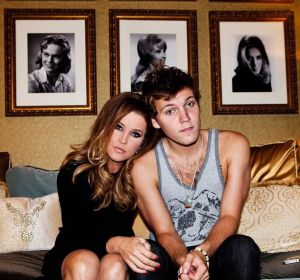 Benjamin Keough y Lisa Marie Presley. Benjamin Keough y Lisa Marie Presley.