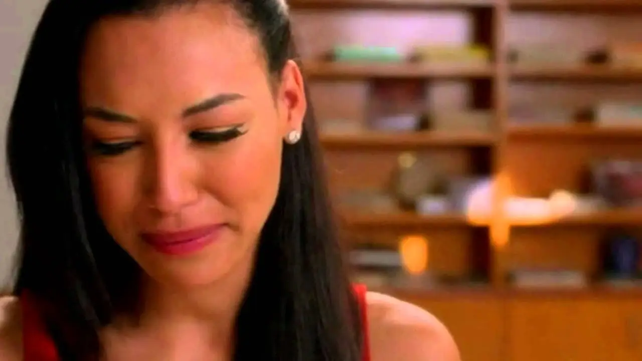 Naya Rivera cantando 'If I Die Young' en Glee Naya Rivera cantando 'If I Die Young' en Glee