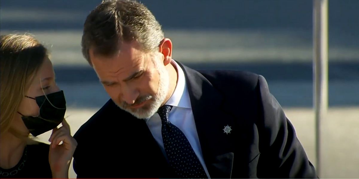 La Princesa Leonor y el rey Felipe VI en el homenaje a las víctimas de la COVID-19