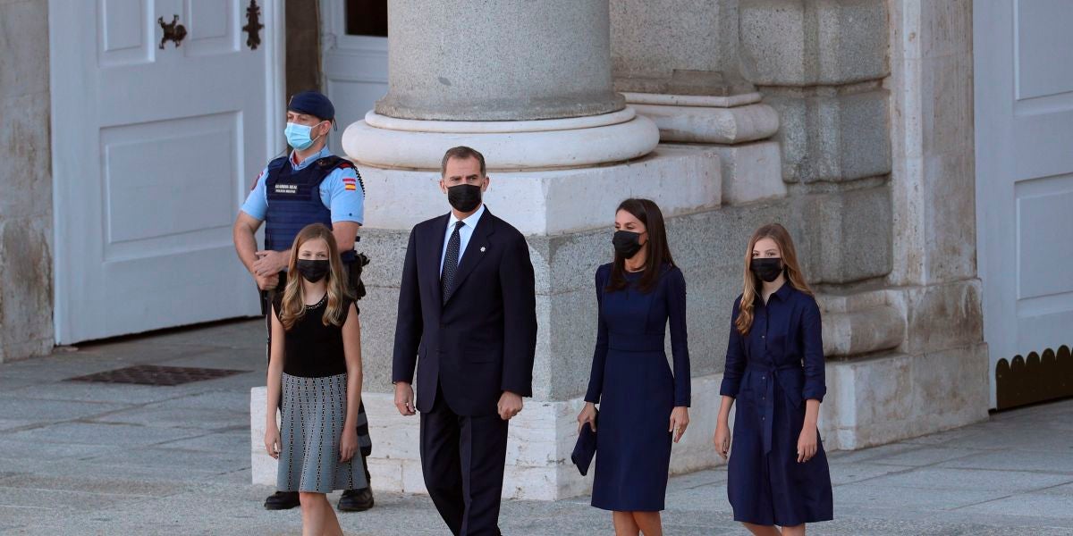 El rey Felipe VI, junto a la reina Letizia, Leonor y Sofía
