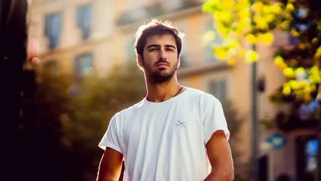El artista Velaz