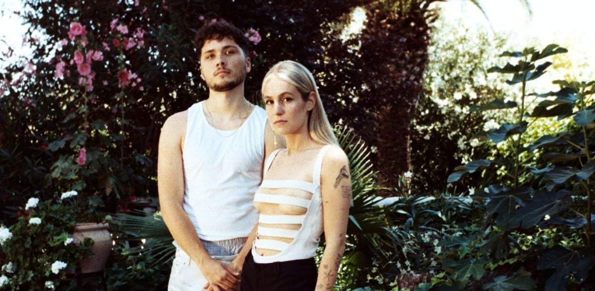 Damien y María Escarmiento presentan 'Dive'