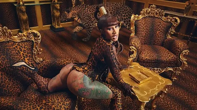 Cardi B en el vídeo de 'WAP'