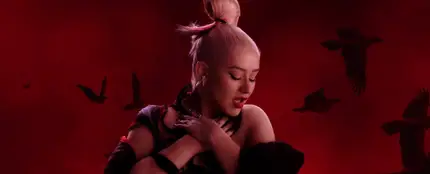 Christina Aguilera en el vídeo de 'Loyal Brave True' Christina Aguilera en el vídeo de 'Loyal Brave True'