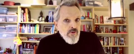 Miguel Bos&eacute; reaparece en un v&iacute;deo en el que asegura que &quot;el bicho existe&quot;