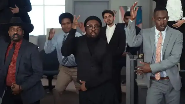 Will.I.Am en el vídeo de 'Vida Loca'