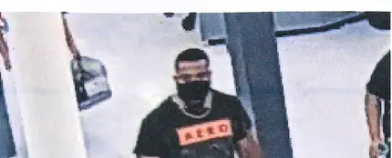 Imagen del sospechoso de dar 'abrazos Covid' Imagen del sospechoso de dar 'abrazos Covid'