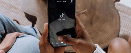 TikTok en un smartphone