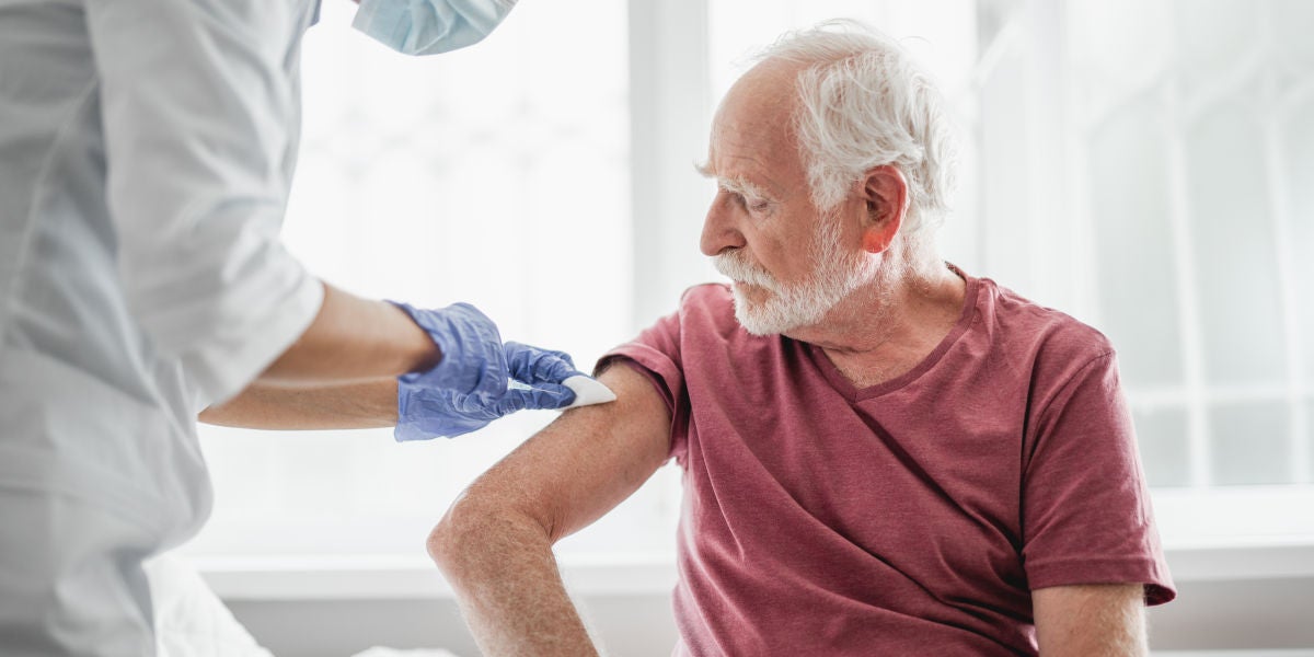 El 70 de los encuestados en Espana se vacunaria contra el coronavirus