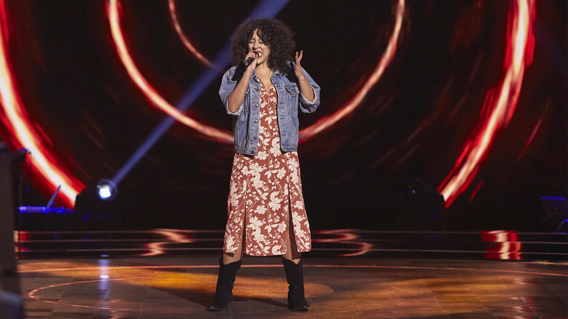 Carla Sánchez, potencia y rabia con ‘Black Velvet’ en las Audiciones a ciegas de ‘La Voz’ Carla Sánchez, potencia y rabia con ‘Black Velvet’ en las Audiciones a ciegas de ‘La Voz’
