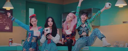 BLACKPINK en el vídeo de 'Lovesick Girls' BLACKPINK en el vídeo de 'Lovesick Girls'