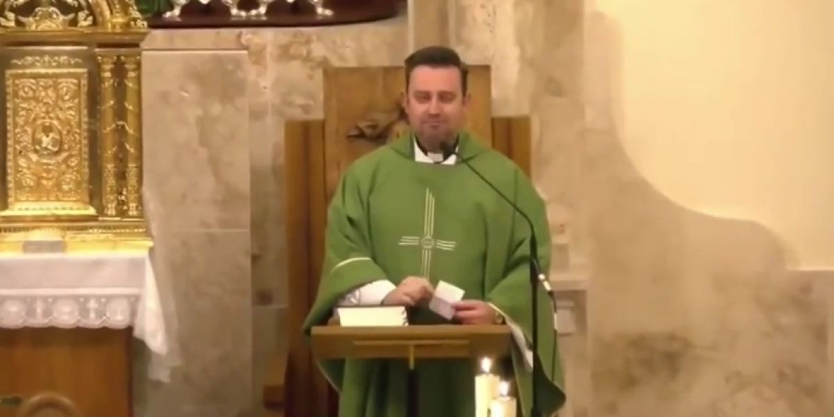 El reproche de Emilio Monte, cura de Valdepeñas, a los parroquianos: "Faltan 600.000 euros"