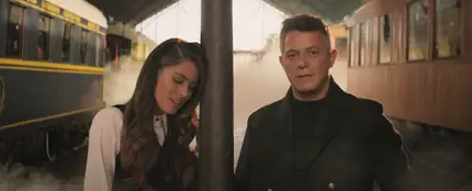 Alejandro Sanz y Tini Stoessel Alejandro Sanz y Tini Stoessel