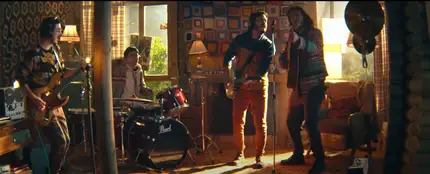 Morat en el videoclip de 'Al Aire' Morat en el videoclip de 'Al Aire'