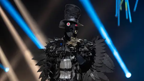 El Cuervo se pone sentimental con ‘Me olvidé de vivir’ de Julio Iglesias El Cuervo se pone sentimental con ‘Me olvidé de vivir’ de Julio Iglesias